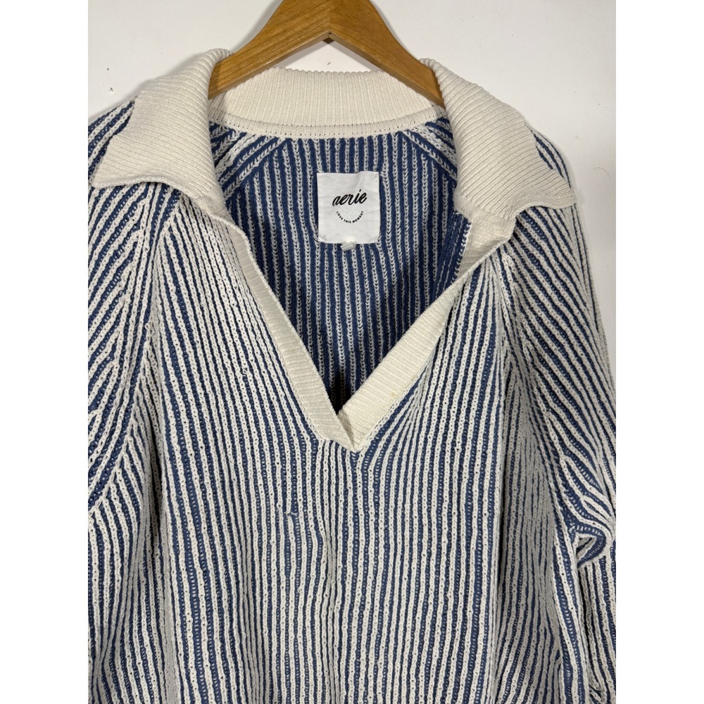 Aerie Blue White Striped Knit V-Neck Collar Sweater Large L Ribbed Coastal